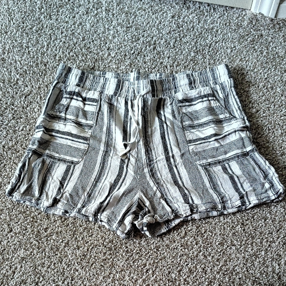 Striped Gray Women's Shorts